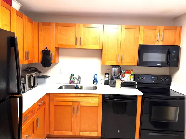 5515 Lakewood Circle #125, Pompano Beach, FL 33063