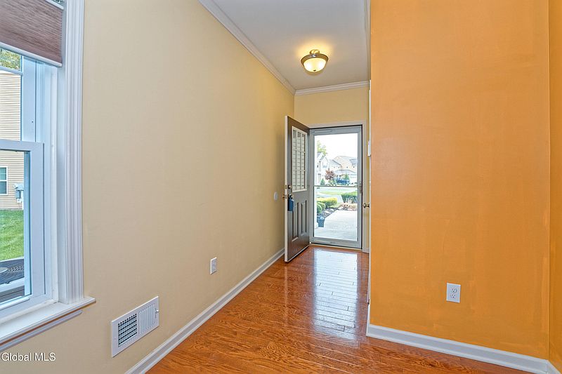 3rd image of 36 Stacey Court