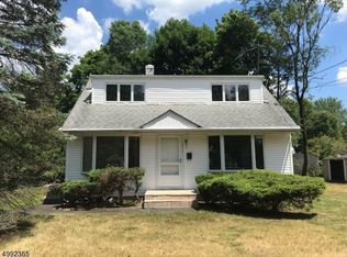635 Bartell Pl, Ridgewood, NJ 07450