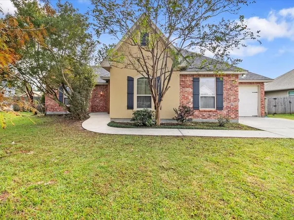 28466 Vintage Ln, Ponchatoula, LA 70454