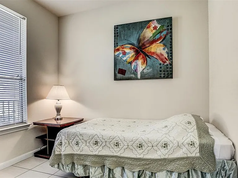 2078 Laverne St #5 — Photo 11