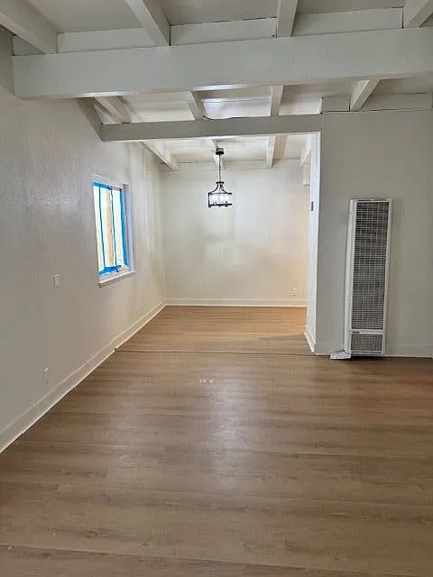 3 bed, 1.0 bath, 1000 sqft, $2,900 — Photo 4