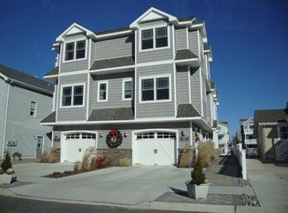 317 47th Pl, Sea Isle City, NJ 08243