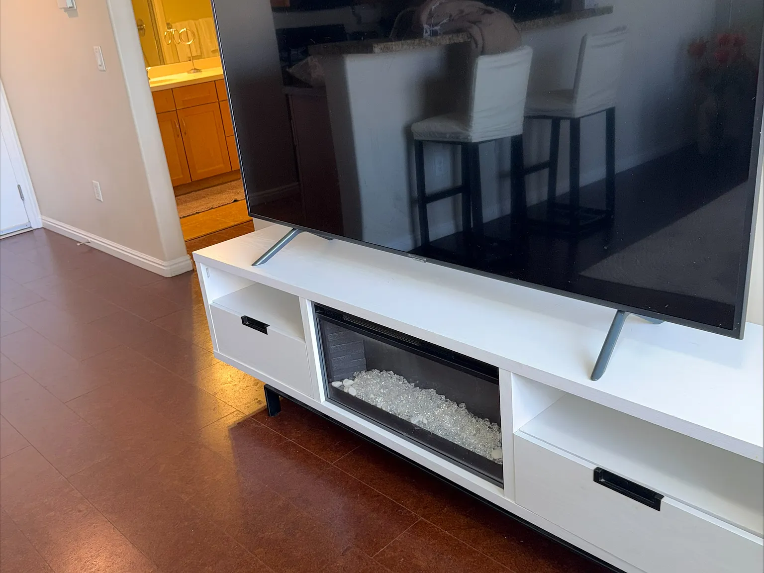 1 bed, 681 sqft, $2,450 — Photo 3