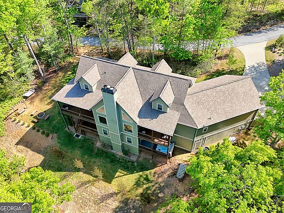 2nd image of 421 Hickory Nut Rd