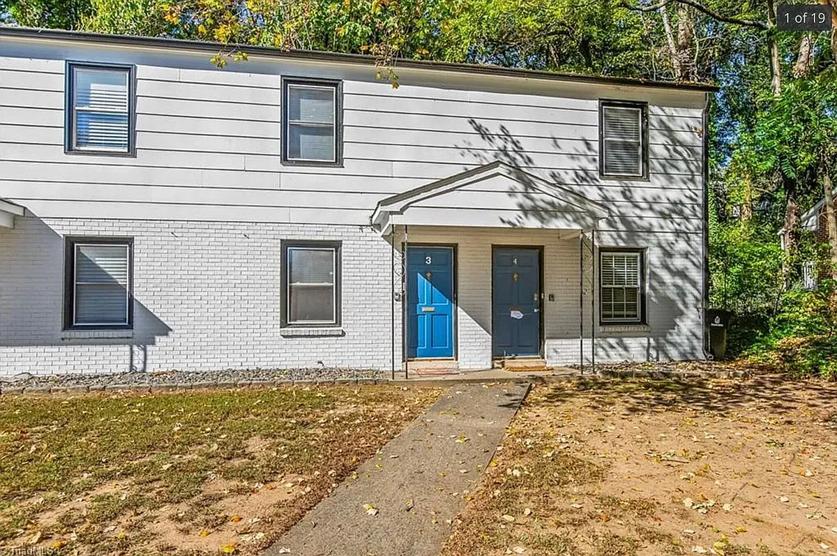 Building Photo - 338 Crafton St #3