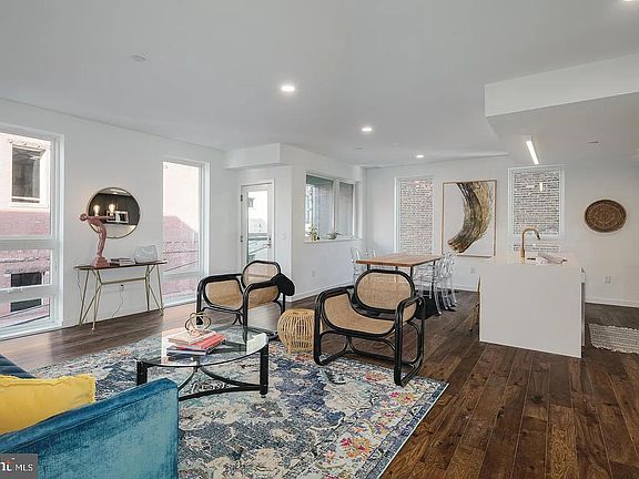 4th image of 1501 N 31st St #218