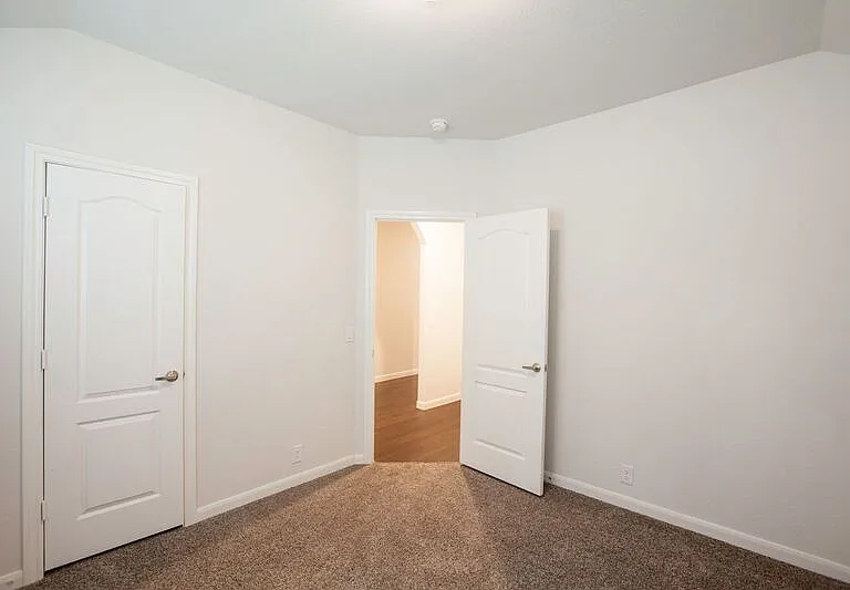 3811 Thomas Plains Dr — Photo 14