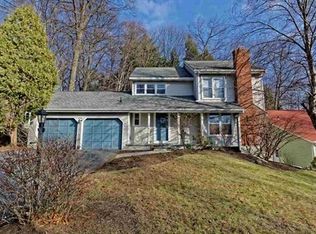 7 Grant Hill Rd, Clifton Park, NY 12065