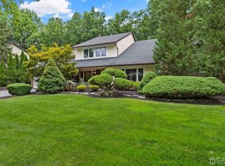 53 Sapphire Ln, Matawan, NJ 07747