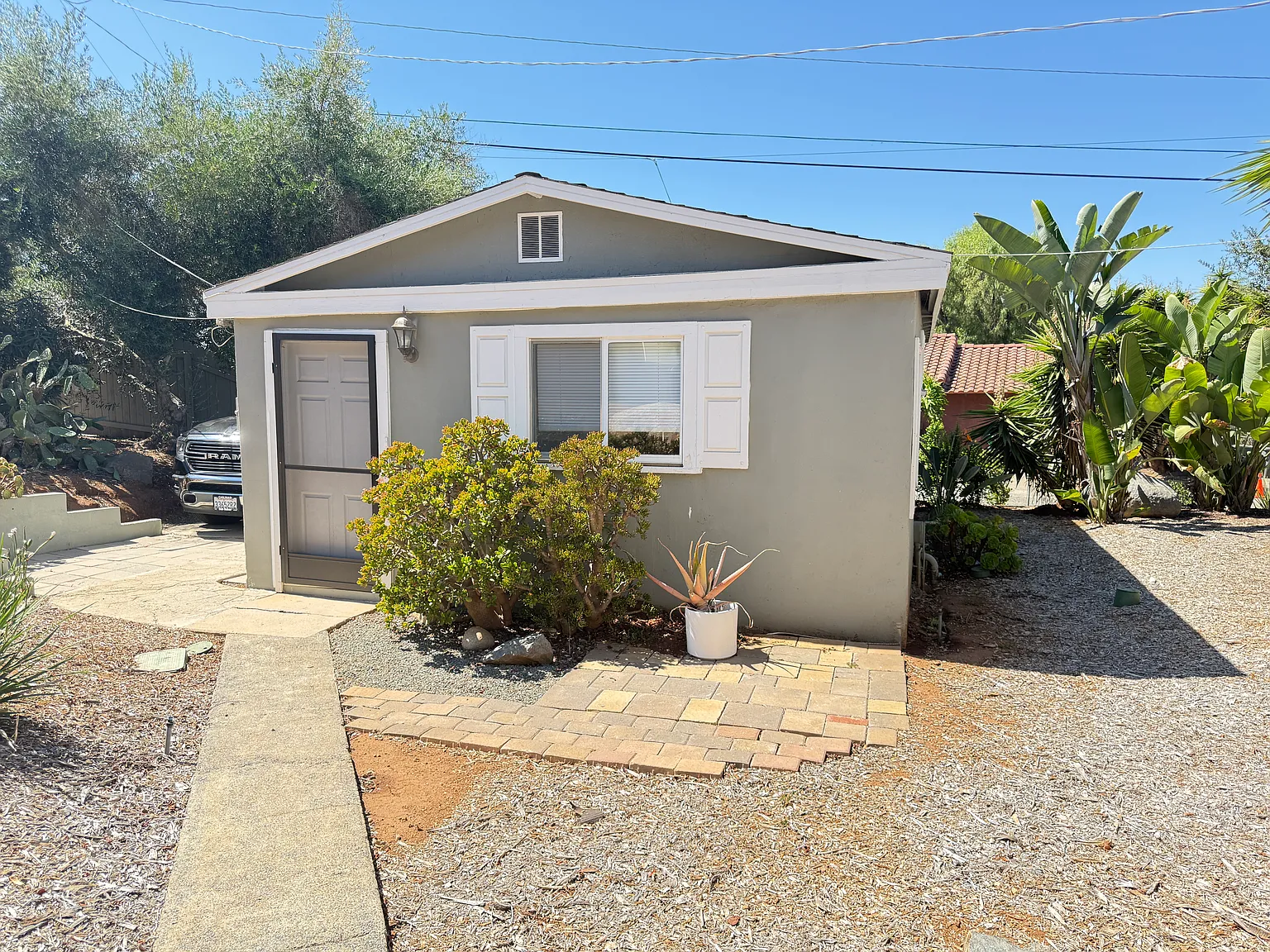 Studio, 471 sqft, $2,050 — Photo 1