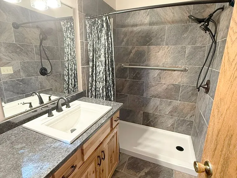 4432 Annette Park Dr — Photo 28