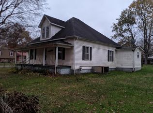 19 Ingleside Ave, Englewood, TN 37329