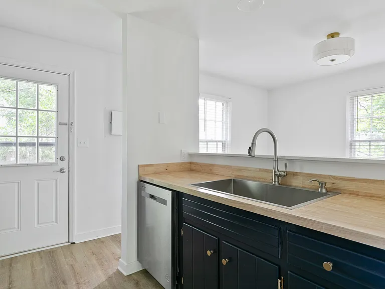 1704 Choate Pl #A — Photo 13