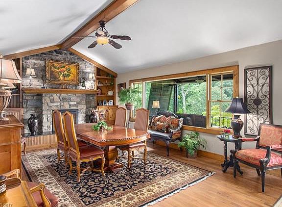 4th image of 104 Breezemont Dr