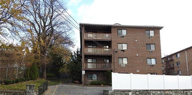 1st image of 332 Palisade Ave APT A2