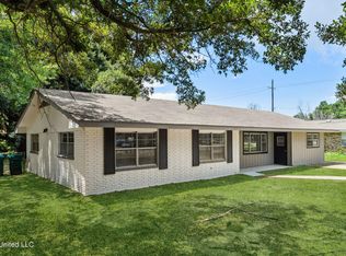 2219 Switzer Rd, Gulfport, MS 39507