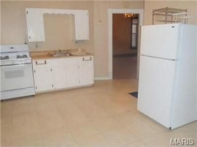 4th image of 4152 Flad Ave Unit B