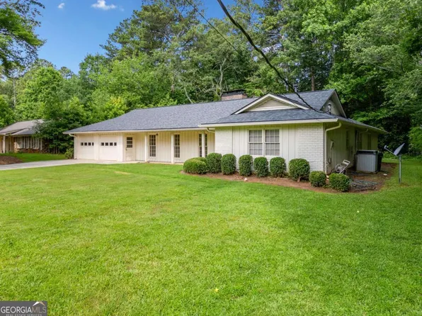 4062 Plantation Dr, Marietta, GA 30062