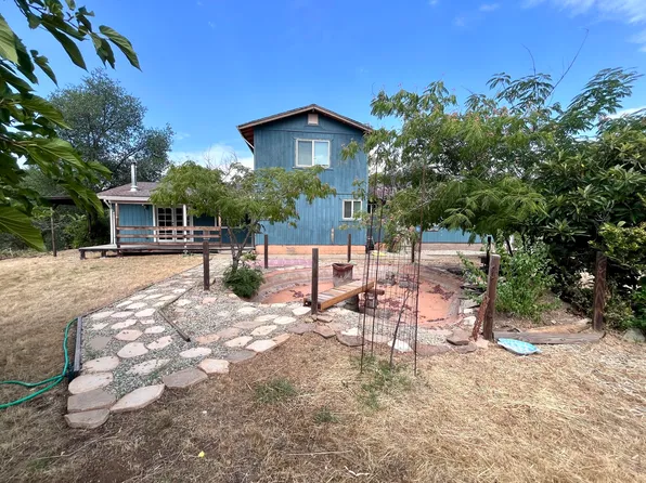 5778 Heavenly Valley Ln, Anderson, CA 96007