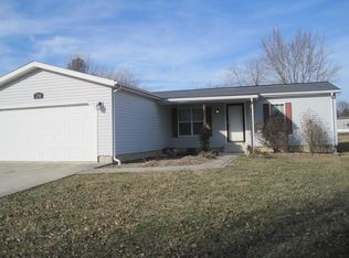 370 Cool Evening Rd, Cloverdale, IN 46120