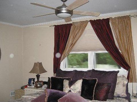 3rd image of 923 Gloucester Ct