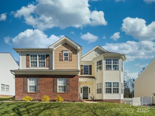 12028 Regal Lily Ln, Huntersville, NC 28078