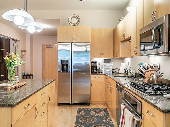 2nd image of 401 N 2nd St Unit 106