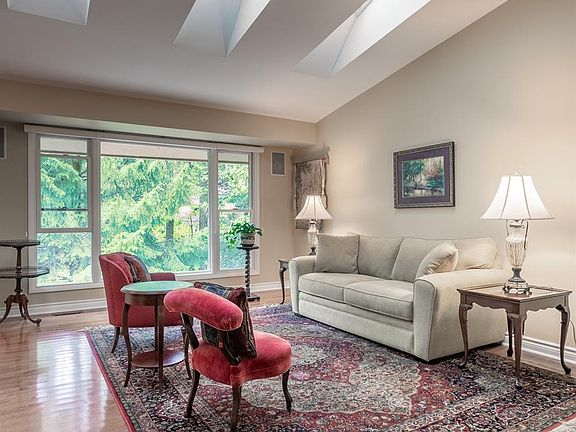 3rd image of 3965 E Loch Alpine Dr
