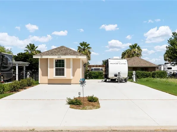 2203 Kingfisher Ln, Mission, TX 78572