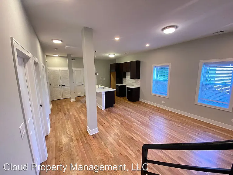 2207 W 18th St #3C — Photo 4