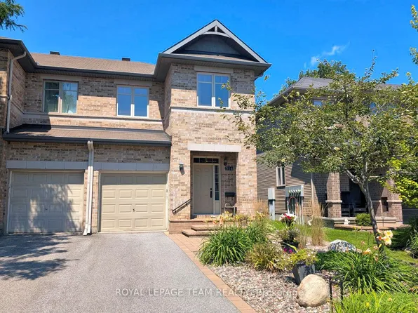 314 Badgeley Ave, Ottawa, ON K2T 0A6