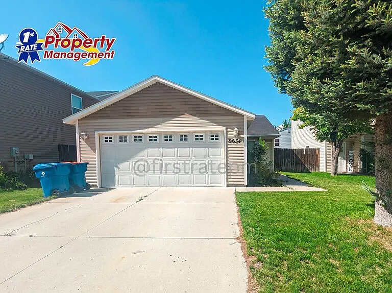 9654 W Portola Dr — Photo 2