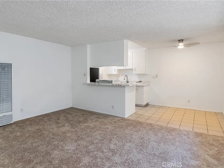 4065 McLaughlin Ave #8 — Photo 2