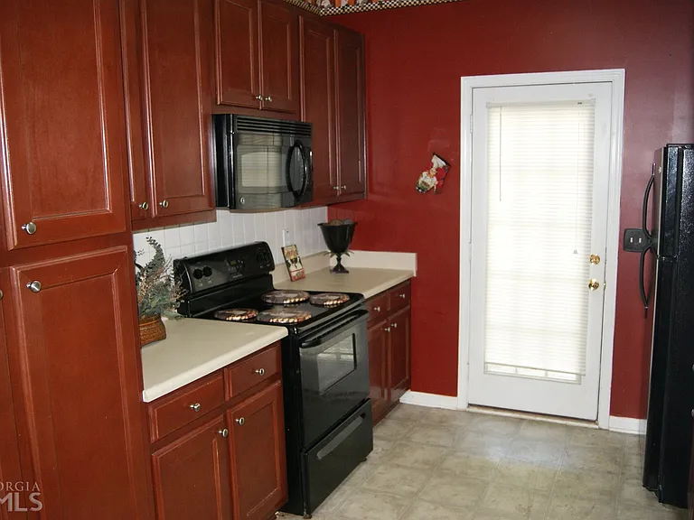 848 Commerce Blvd — Photo 7