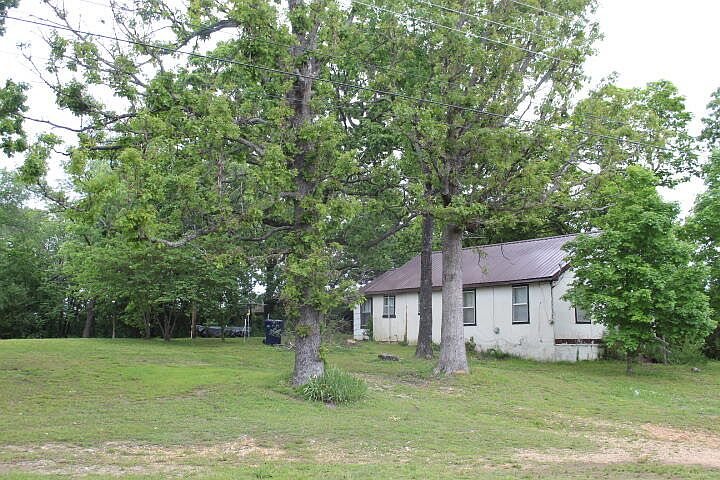 2nd image of 1647 County Road 806