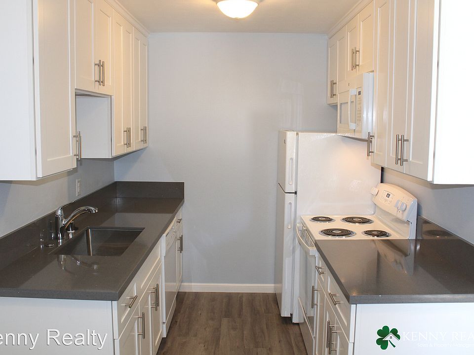 1st image of 831 Hensley Ave #10