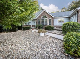 8 Lockerbie Ln, Bella Vista, AR 72715