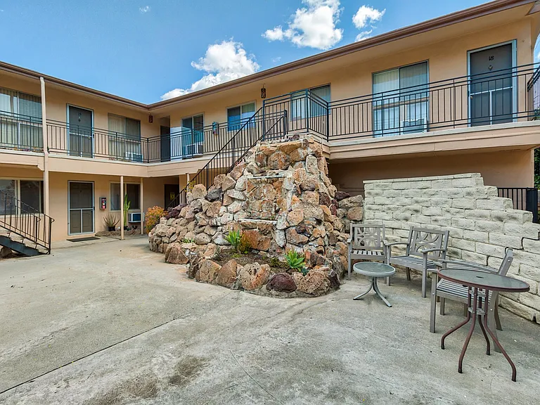4764 Forman Ave. — Photo 11