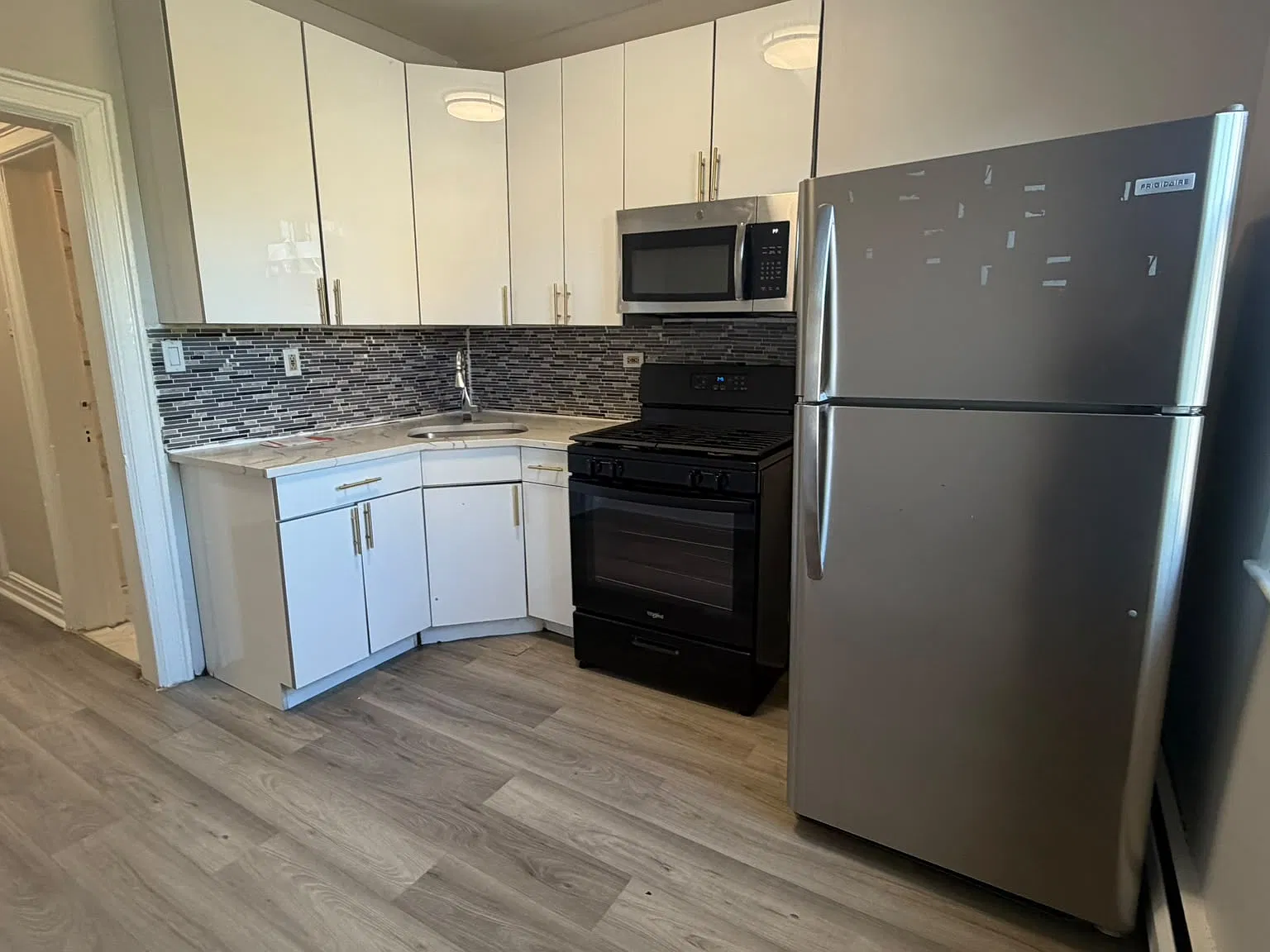 126 Neptune Avenue — Photo 2