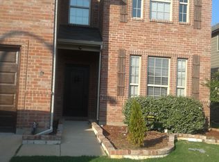 8752 Golden Sunset Trl, Fort Worth, TX 76244
