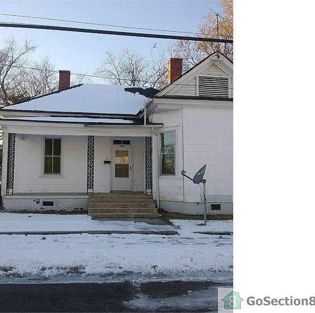 1st image of 122 S Howell St