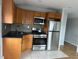 Beach 86 St — Photo 3