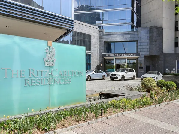 1 Renaissance Square #26F, White Plains, NY 10601