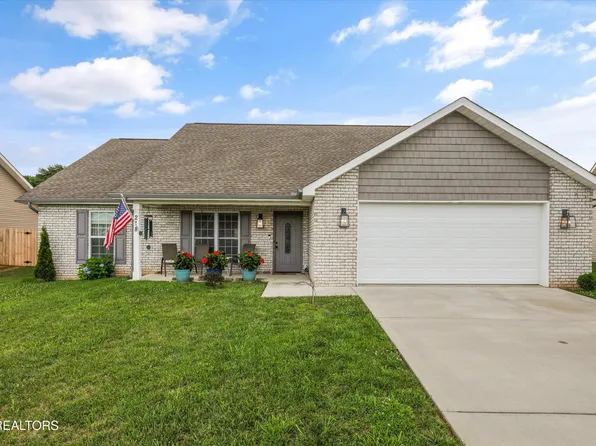 218 Horton Ln, Maryville, TN 37803