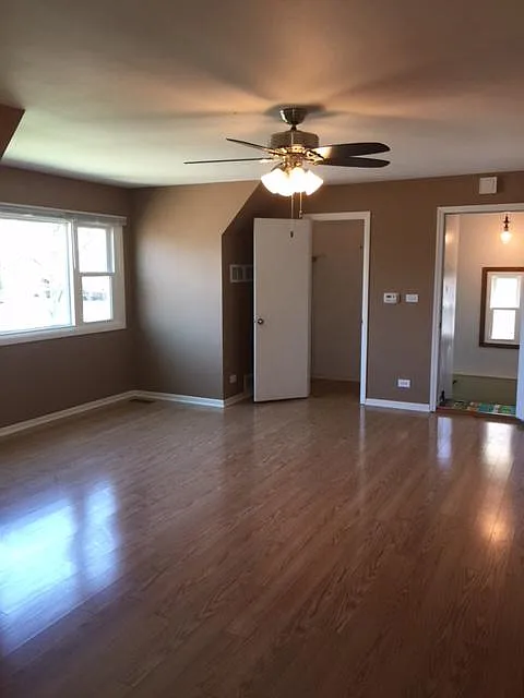 Building Photo - 1005 E Callero Cir