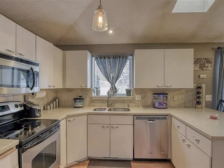 9216 N Londale Dr — Photo 8
