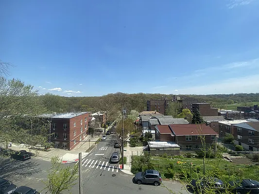 Sold by Foxworth Realty | media 5