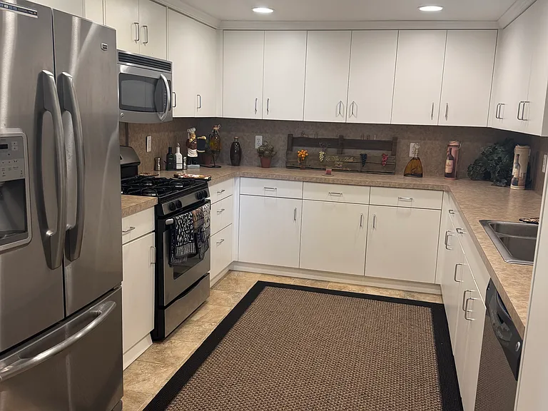25508 N River Rd #25508 — Photo 7