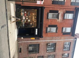 1608 Pine St APT 3R, Philadelphia, PA 19103